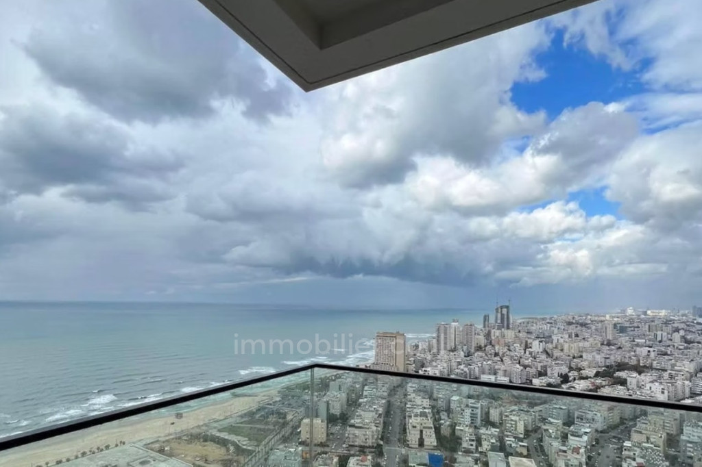 Sud-Ouest, Bat yam